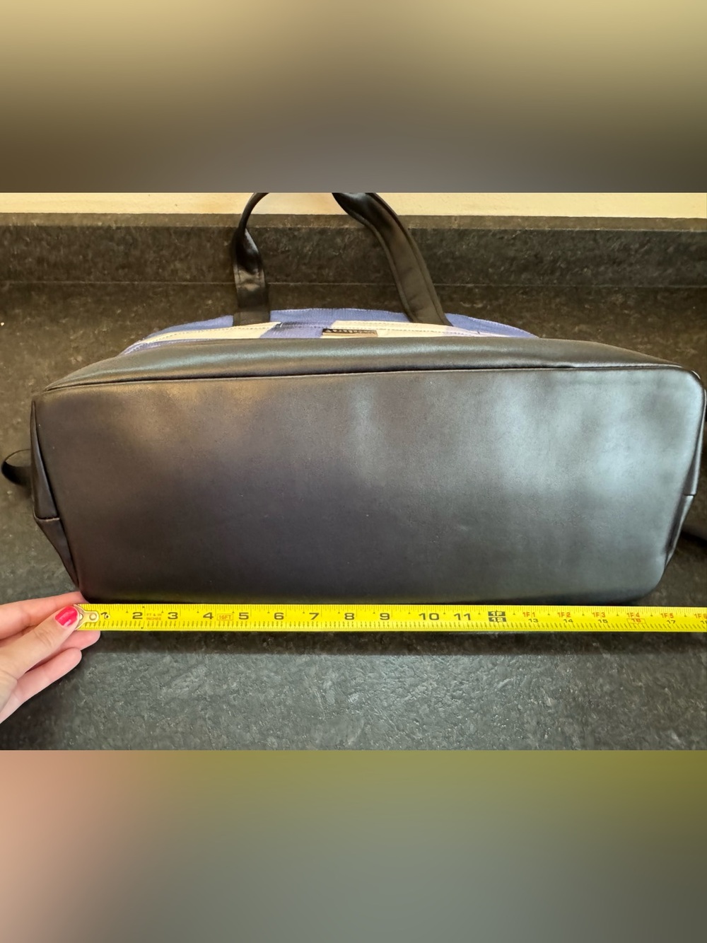 Rareform Maya Crossbody Bag - Picture 11 of 16